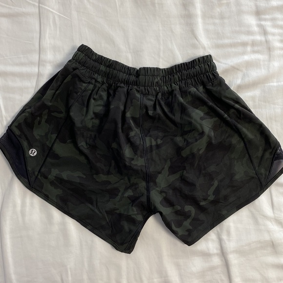 Hotty Hot Low Rise 4” (4) Incognito Camo Multi Gator Green - Picture 3 of 6